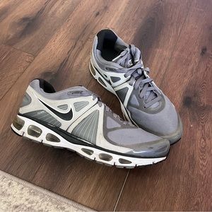 Deals for Mens Nike Tailwind Shoes 